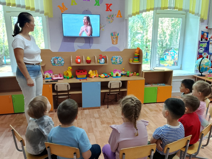 Прошёл праздник День Российского флага.