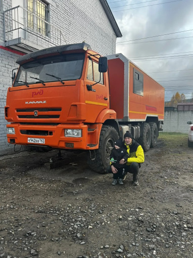 Я без папы никуда.